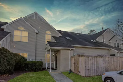 134 Nantucket Pl, Newport News, VA 23606