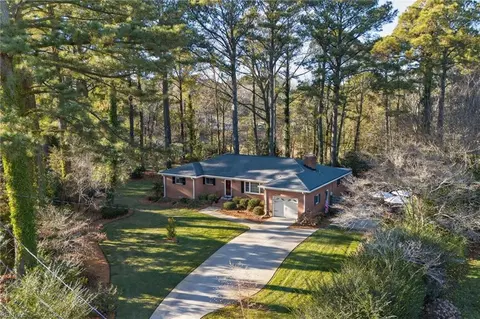 2412 Cedar Bark Rd, Virginia Beach, VA 23454
