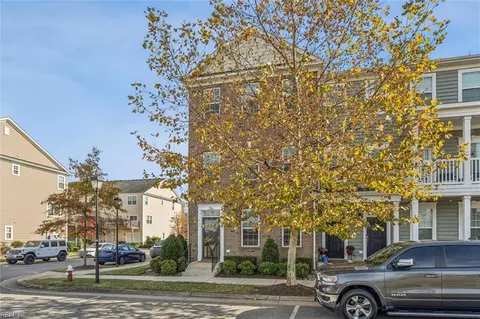 301 Waterside Dr, Hampton, VA 23666