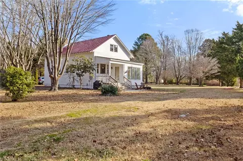 58 Bogey Neck Rd, Heathsville, VA 22473