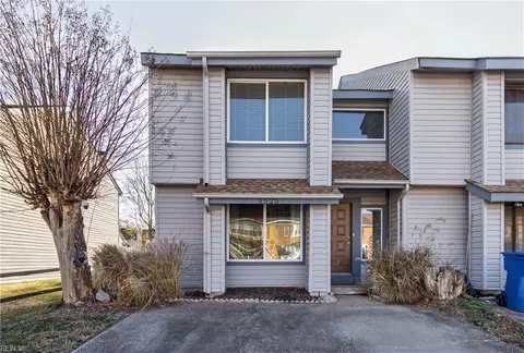 5525 Keydet Dr, Virginia Beach, VA 23462