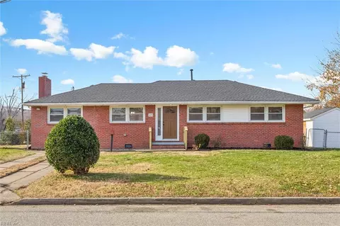 43 Ferguson Ln, Newport News, VA 23601