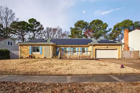 685 Churchill Dr, Virginia Beach, VA 23464