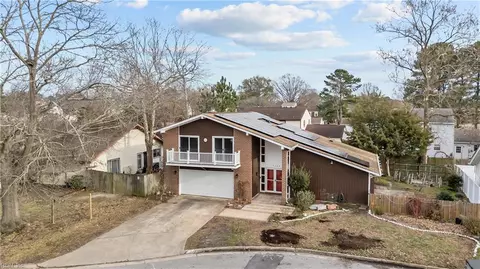 1264 Geranium Cres, Virginia Beach, VA 23453