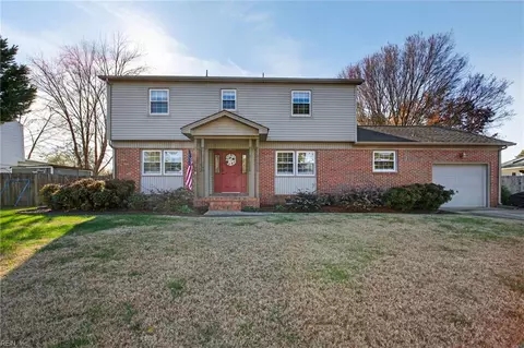 2205 Parkside Cts, Virginia Beach, VA 23454