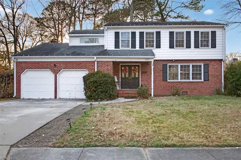 321 Beauregard Hts, Hampton, VA 23669