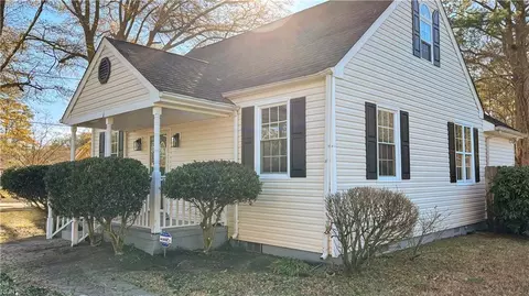 3501 Old Mill Rd, Chesapeake, VA 23323