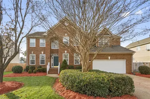 704 Southwood Dr, Chesapeake, VA 23322
