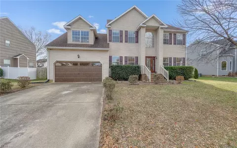 4031 Stowaway Ln, Portsmouth, VA 23703