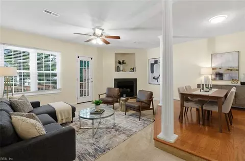 906 Allendale Dr, Hampton, VA 23669