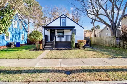 23 Linden Ave, Portsmouth, VA 23704