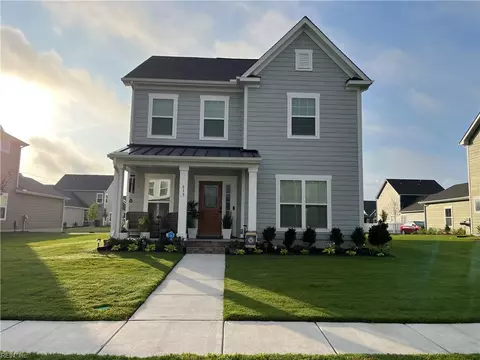 615 Horse Camp Ln, Chesapeake, VA 23323