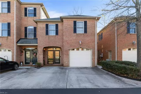 1017 Draketail Ln, Virginia Beach, VA 23451