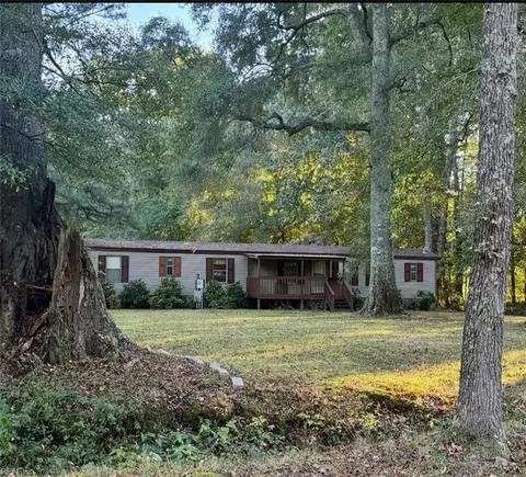 2613 Robin Hood Trl, Suffolk, VA 23435