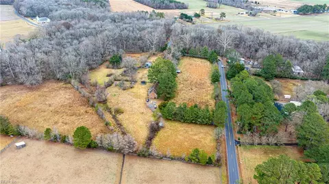 4500 Backwoods Rd, Chesapeake, VA 23322