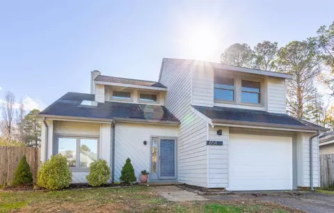 854 Crashaw St, Virginia Beach, VA 23462
