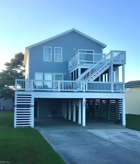 206 W Barracuda Dr, Nags Head, NC 27959