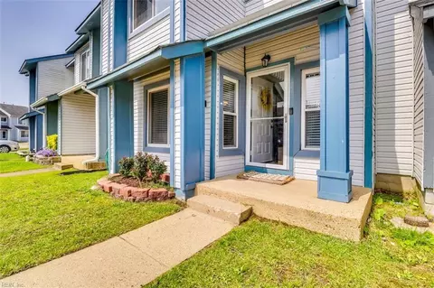 749 Quesnel Dr, Virginia Beach, VA 23454