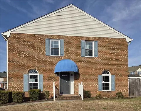 304 N College Dr, Franklin, VA 23851