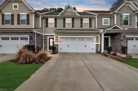 1919 Doubloon Way, Chesapeake, VA 23323