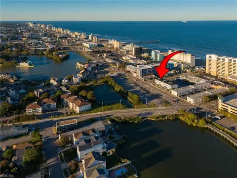 957 Pacific Ave, Virginia Beach, VA 23451
