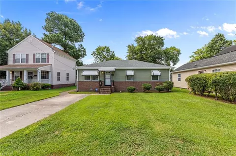 1235 Summit Ave, Portsmouth, VA 23704