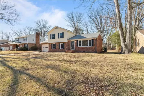 4108 Tarnywood Dr, Portsmouth, VA 23703