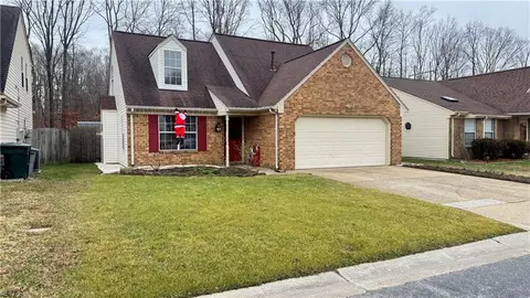 111 Kincaid Ln, Hampton, VA 23666