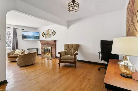 Living - 66 Cline Dr, Hampton, VA 23666 photo 2 of 2