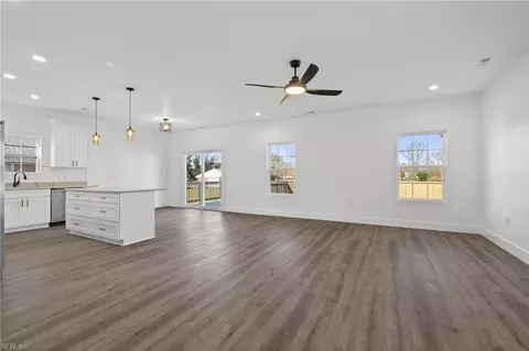 Living - 3213 Shell Rd, Hampton, VA 23661 photo 1 of 2