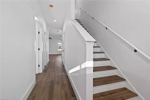 Entry Way - 3213 Shell Rd, Hampton, VA 23661 photo 2 of 6