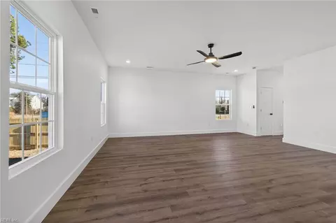 Living - 3213 Shell Rd, Hampton, VA 23661 photo 2 of 2