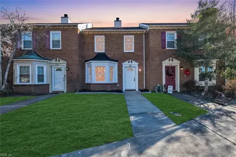 205 Marsh Wren Ct, Chesapeake, VA 23322