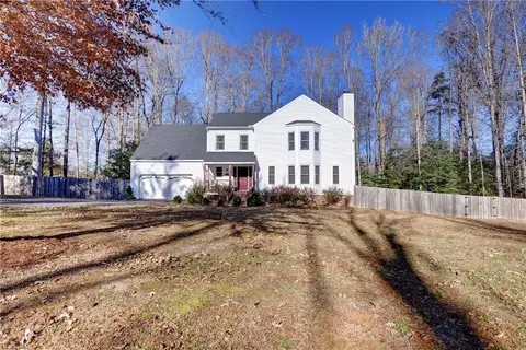 5948 Wensleydale Dr, New Kent, VA 23124