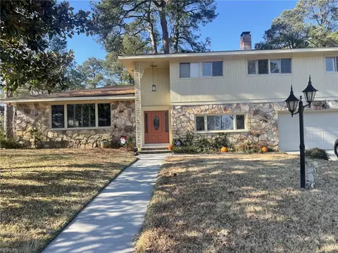 3408 Shoreline Dr, Portsmouth, VA 23703