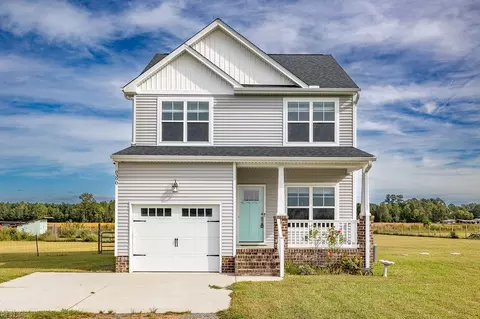 8390 Gates Rd, Suffolk, VA 23437
