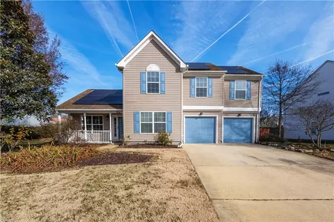 324 Big Pond Ln, Chesapeake, VA 23323