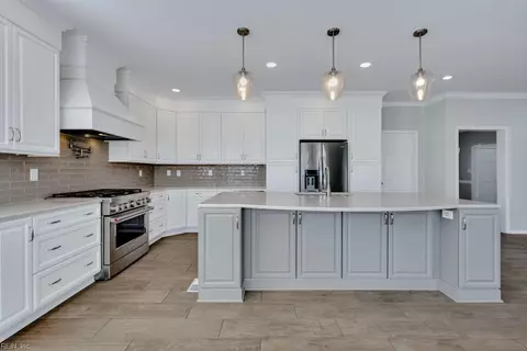 1515 Ashburn Ct, Chesapeake, VA 23322