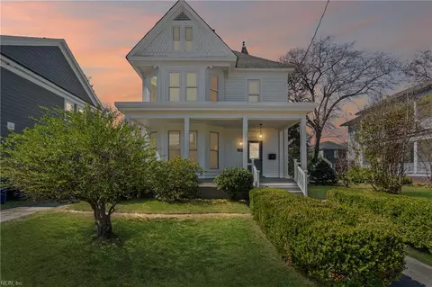 66 Parkview Ave, Portsmouth, VA 23704