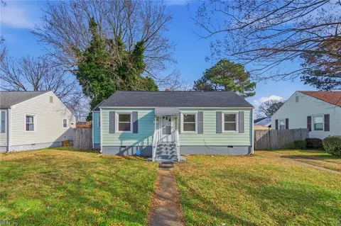 428 Colonial Ave, Hampton, VA 23661
