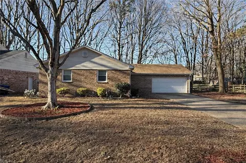 6324 Chestnut Hill Rd, Virginia Beach, VA 23464