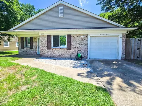 2813 Squire Ct, Chesapeake, VA 23323