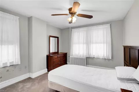 Bedroom - 159 Columbia Ave, Hampton, VA 23669 photo 6 of 9