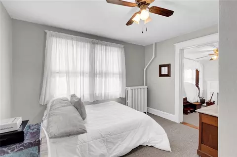 Bedroom - 159 Columbia Ave, Hampton, VA 23669 photo 5 of 9