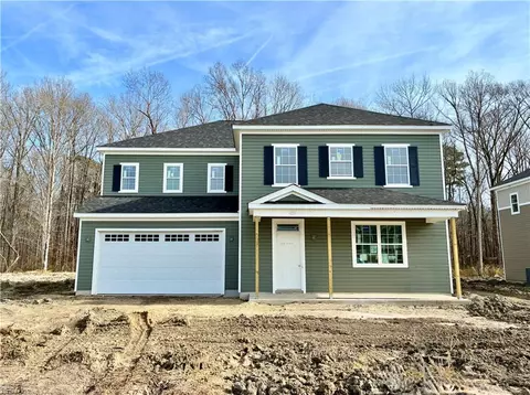 633 Crestfield Dr, Chesapeake, VA 23320