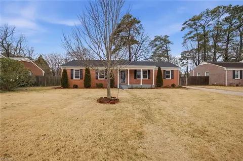 3710 Burr Ln, Portsmouth, VA 23703