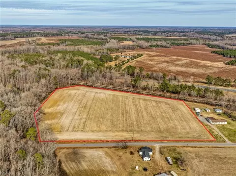 15 9ac Ecella Rd, Isle Of Wight County, VA 23487
