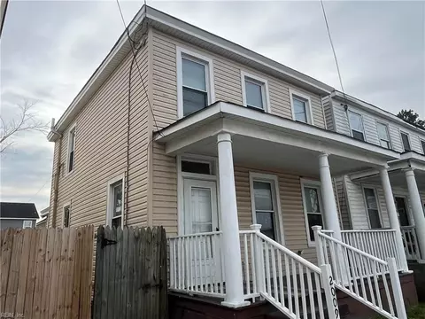 2009 King St, Portsmouth, VA 23704