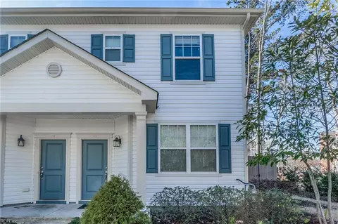 2448 Whitman St, Chesapeake, VA 23321