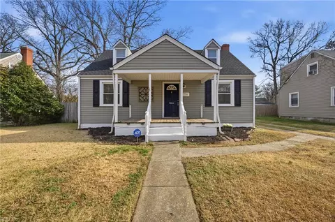 7704 Gloucester Ave, Norfolk, VA 23505